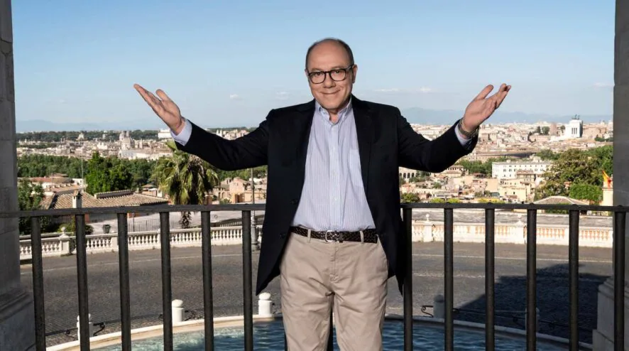 Arriva la serie tv autobiografica VITA DA CARLO.