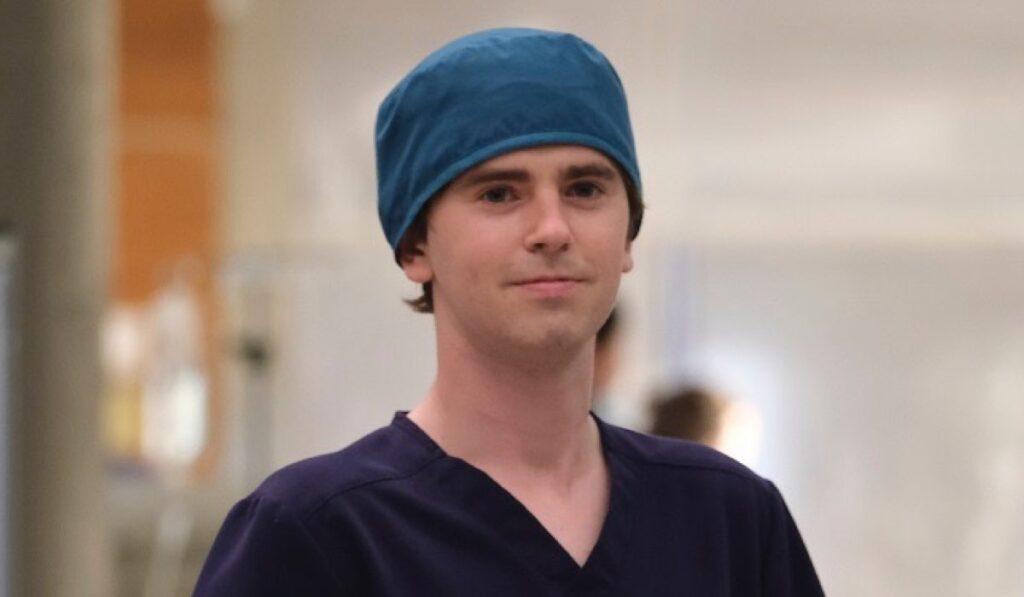 shaun murphy in una scena di the good doctor 4 stagione credits rai
