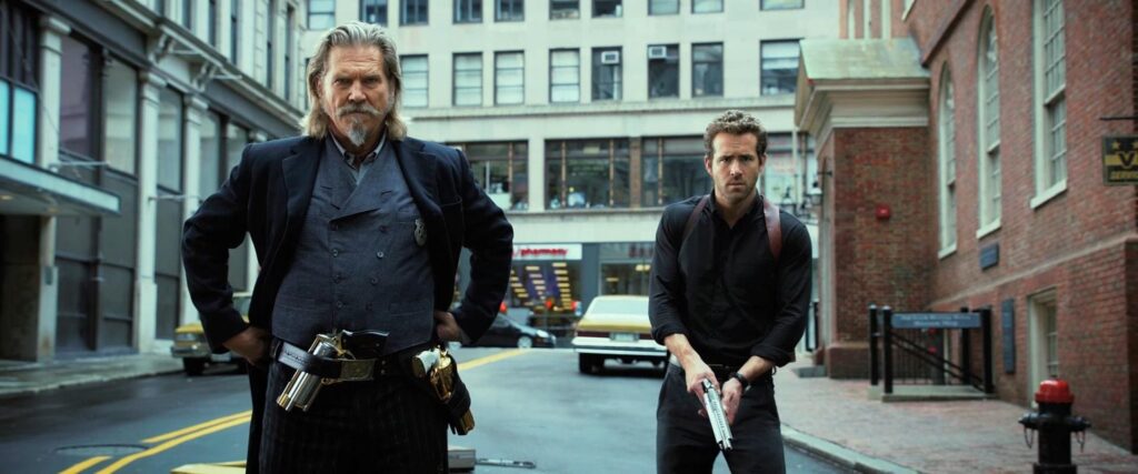 Jeff Bridges e Ryan Reynolds in R.I.P.D. (1)